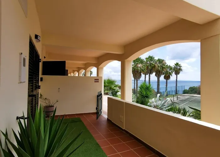 Sea View Apartament *